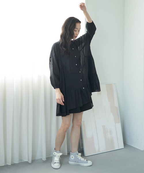 earth music&ecology（アースミュージックアンドエコロジー）の「コットンボイル切替ティアードチュニック（チュニック・レディース・アイボリー/ブラック/ブラウン/ブルー・FREE）」の18枚目の写真