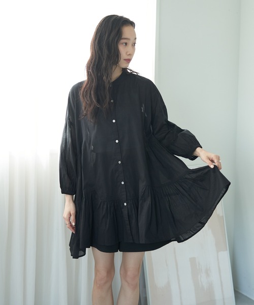 earth music&ecology（アースミュージックアンドエコロジー）の「コットンボイル切替ティアードチュニック（チュニック・レディース・アイボリー/ブラック/ブラウン/ブルー・FREE）」の21枚目の写真