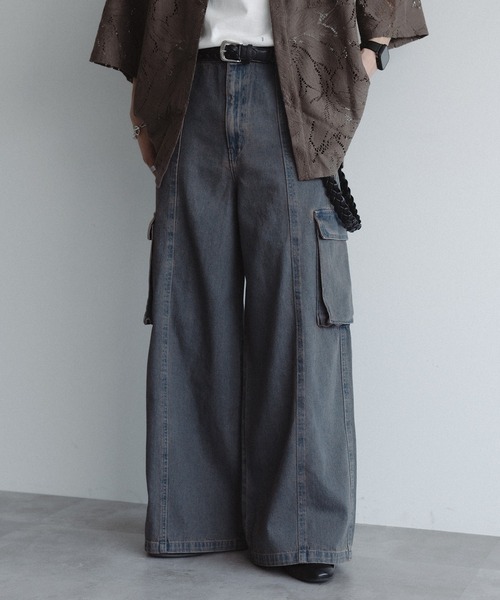 epnok（エプノック）の「バギーワイドカーゴフレアデニム（デニムパンツ・メンズ・ブラック系その他/グレイッシュブルー/ダークブルー/ライトインディゴブルー・SMALL/MEDIUM/LARGE）」の4枚目の写真