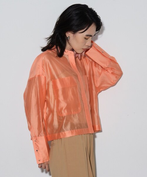 GALLEST(ギャレスト)の「◆シアークロップドシャツ(シャツ/ブラウス・レディース・ホワイト/ブラック/パープル/オレンジ系・38)」の8枚目の写真