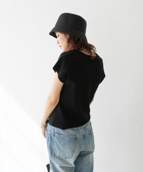 RIVE DROITE（リヴドロワ）の「クールタッチUネックフレンチニット（ニット/セーター・レディース・ブラック/ブラウン/オフホワイト・FREE）」の10枚目の写真