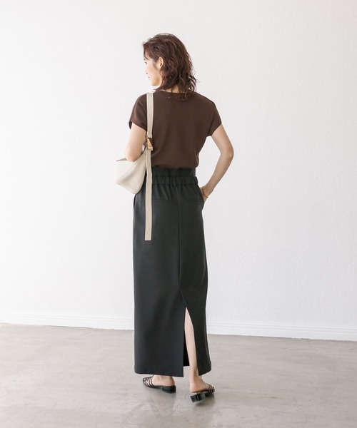 RIVE DROITE（リヴドロワ）の「クールタッチUネックフレンチニット（ニット/セーター・レディース・ブラック/ブラウン/オフホワイト・FREE）」の15枚目の写真