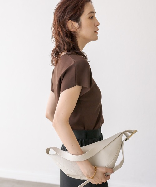 RIVE DROITE（リヴドロワ）の「クールタッチUネックフレンチニット（ニット/セーター・レディース・ブラック/ブラウン/オフホワイト・FREE）」の18枚目の写真