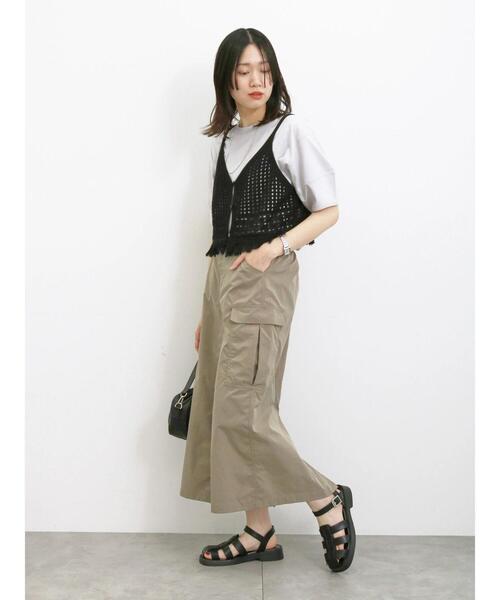 Samansa Mos2 blue（サマンサモスモスブルー）の「厚底グルカサンダル（ドレスシューズ・レディース・ブラック/オフホワイト・L/M）」の14枚目の写真