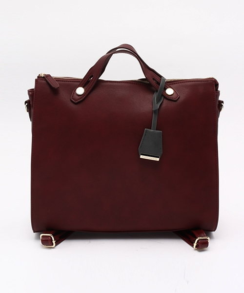 PAPILLONNER（パピヨネ）の「【WEB限定価格】スクエアボストンリュック（バックパック/リュック・レディース・ベージュ/ブラック/ボルドー・FREE）」の3枚目の写真