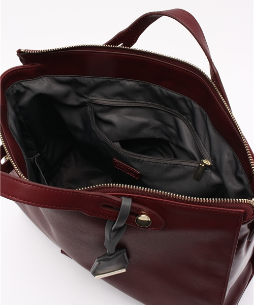 PAPILLONNER（パピヨネ）の「【WEB限定価格】スクエアボストンリュック（バックパック/リュック・レディース・ベージュ/ブラック/ボルドー・FREE）」の6枚目の写真