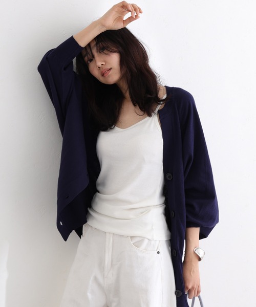 ElegChic(エレグシック)の「キーネックドルマンカーディガン(カーディガン/ボレロ・レディース・ブラック/グレイッシュベージュ/オフホワイト/ネイビー・M/XL/4L)」の10枚目の写真