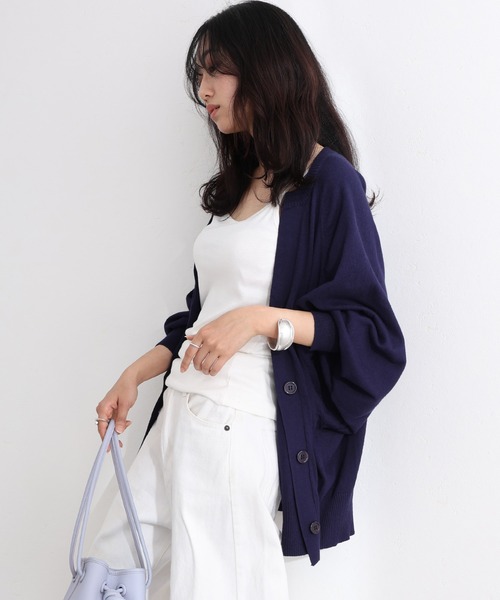 ElegChic(エレグシック)の「キーネックドルマンカーディガン(カーディガン/ボレロ・レディース・ブラック/グレイッシュベージュ/オフホワイト/ネイビー・M/XL/4L)」の11枚目の写真
