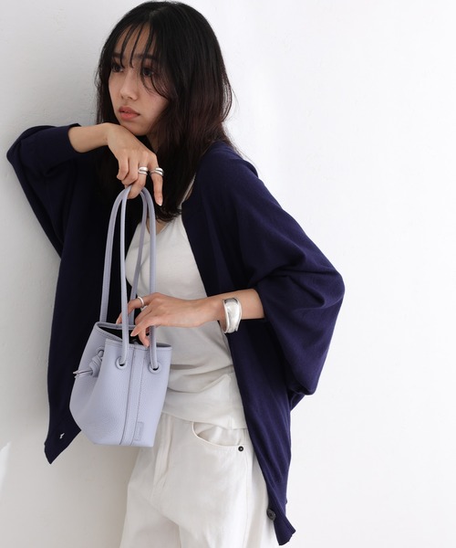 ElegChic(エレグシック)の「キーネックドルマンカーディガン(カーディガン/ボレロ・レディース・ブラック/グレイッシュベージュ/オフホワイト/ネイビー・M/XL/4L)」の12枚目の写真