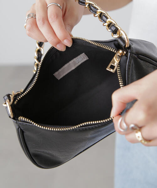 FREE'S MART（フリーズマート）の「◆ベーシックカーブバッグ（トートバッグ・レディース・ブラック/ベージュ・ﾌﾘ-）」の5枚目の写真