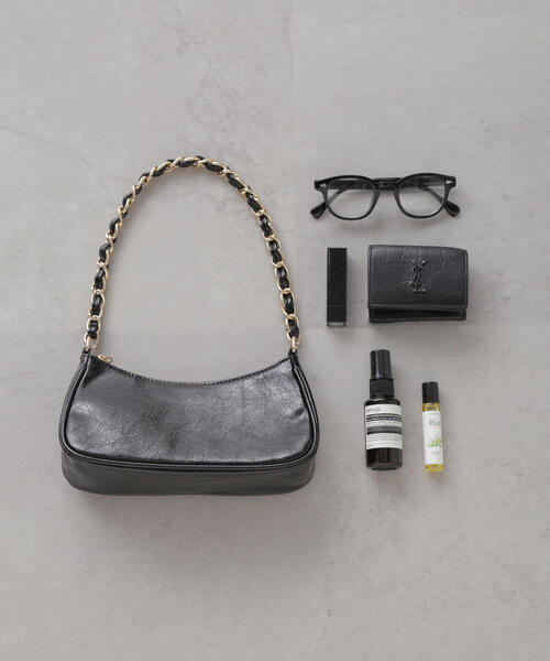 FREE'S MART（フリーズマート）の「◆ベーシックカーブバッグ（トートバッグ・レディース・ブラック/ベージュ・ﾌﾘ-）」の4枚目の写真