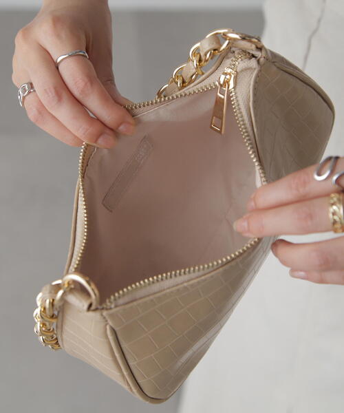 FREE'S MART（フリーズマート）の「◆ベーシックカーブバッグ（トートバッグ・レディース・ブラック/ベージュ・ﾌﾘ-）」の11枚目の写真