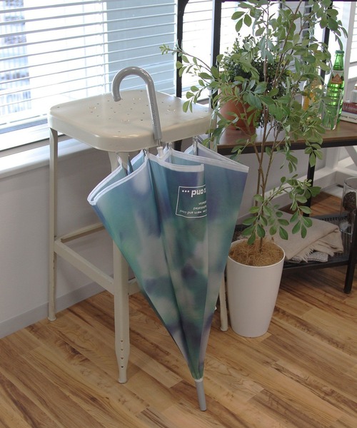 niko and...（ニコアンド）の「オリジナルタイダイ柄ビニール傘（長傘・レディース・ベージュ/ブルー・0）」の16枚目の写真