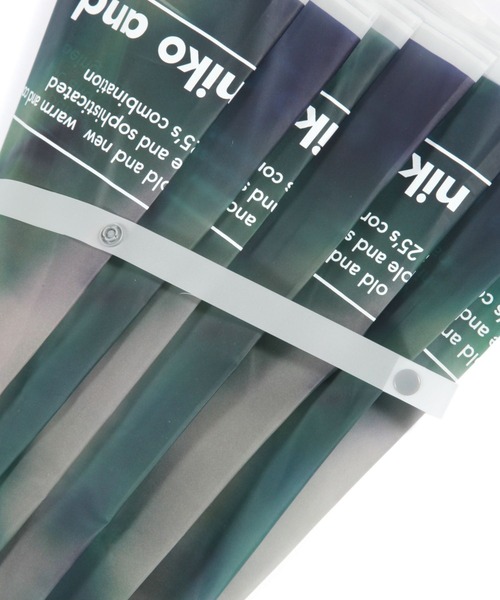 niko and...（ニコアンド）の「オリジナルタイダイ柄ビニール傘（長傘・レディース・ベージュ/ブルー・0）」の14枚目の写真