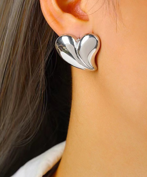 c.u.l（シーユーエル）の「ハートモチーフ ピアス（両耳用） cula896（ピアス（両耳用）・レディース・シルバー・FREE）」の2枚目の写真