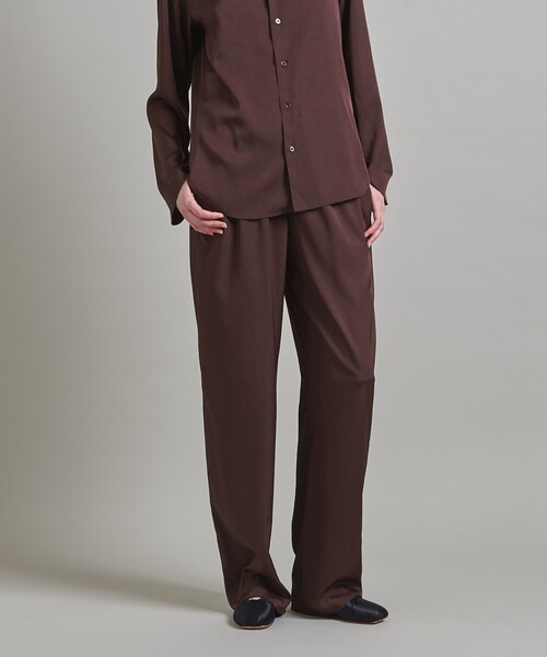 LOEFF(ロエフ)の「<LOEFF>フリュイド パンツ(その他パンツ・レディース・ダークブラウン/ダークグレー・0/1)」の3枚目の写真
