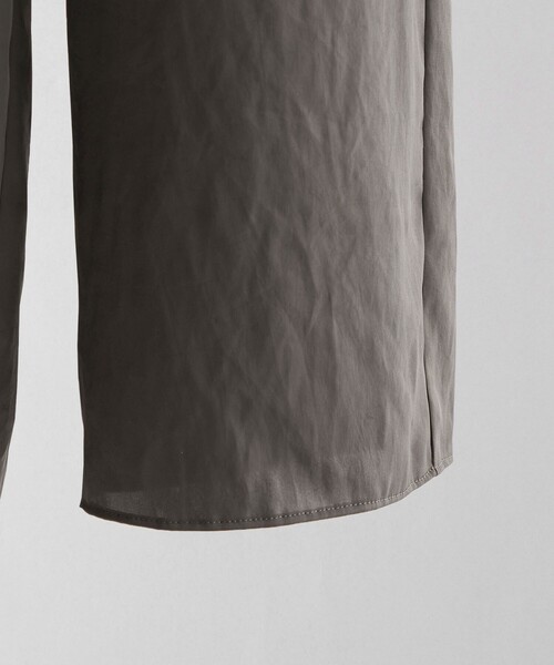LOEFF(ロエフ)の「<LOEFF>フリュイド パンツ(その他パンツ・レディース・ダークブラウン/ダークグレー・0/1)」の16枚目の写真