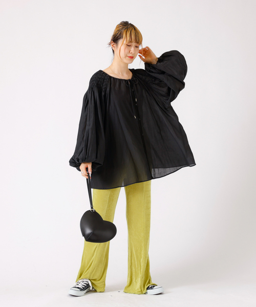 YAHKI（ヤーキ）の「【YAHKI/ヤーキ】SOFTO W FACE ハートクラッチバック（クラッチバッグ・レディース・ブラック/ダークグリーン・フリー）」の20枚目の写真