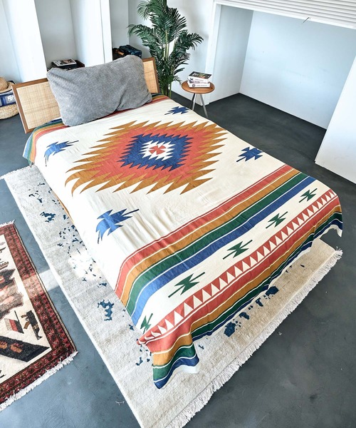 チャイハネ】ネイティブアメリカン・ナバホ柄ベッドカバー セミダブル