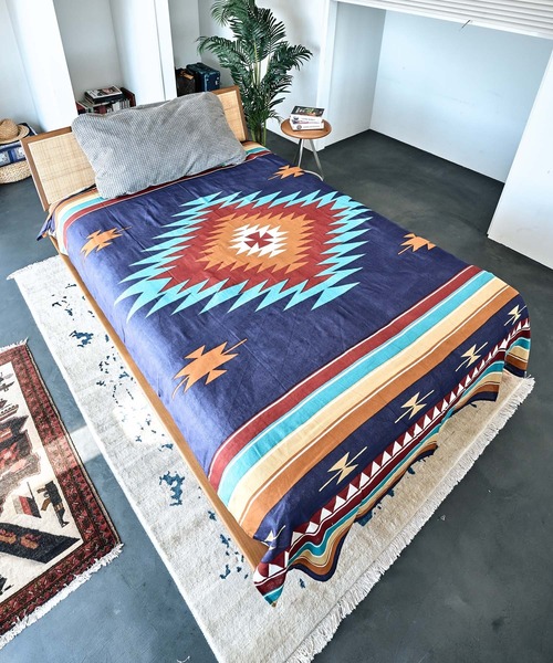 チャイハネ】ネイティブアメリカン・ナバホ柄ベッドカバー セミダブル