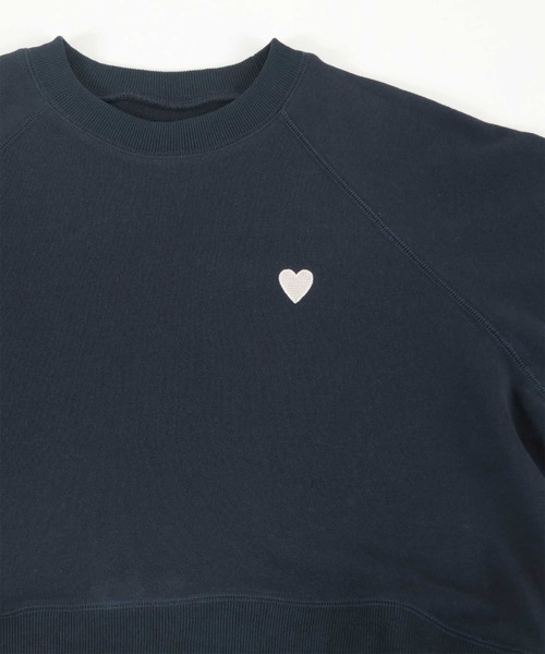 titivate(ティティベイト)の「ハート刺繍ショートスウェットプルオーバー(スウェット・レディース・チャコール/アイボリー/ネイビー・S/M)」の14枚目の写真