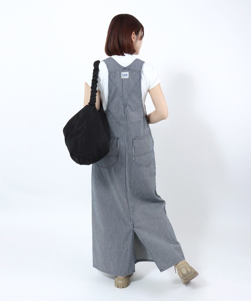 Lee(リー)の「Lee(リー)OVERALL SKIRT/オーバーオールスカート/ジャンパースカート レディース(ジャンパースカート・レディース・ライトインディゴブルー/ダークインディゴブルー/ストライプ/グリーン系その他/ワンウォッシュ・M/S)」の19枚目の写真