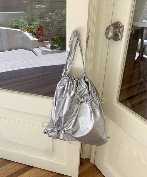 WEGO（ウィゴー）の「WEGO/メタリックナップザック（トートバッグ・レディース・ブラック/シルバー・FREE）」の21枚目の写真