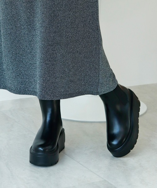 Futier land（フューティアランド）の「驚異の0.8kｇ軽量＆走れる！サイドゴア厚底プラットフォームショートブーツ（ブーツ・レディース・ブラック/アイボリー/ブラウン/ブラック系その他・40/39/38/37/36/S/M/L/LL）」の16枚目の写真