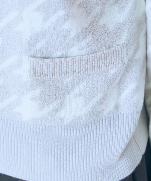 marun（マルン）の「＜大きいサイズ＞ ラメニット千鳥格子柄カーディガン marun（カーディガン/ボレロ・レディース・ピンク/グレー・5L/4L/3L/LL/L）」の17枚目の写真