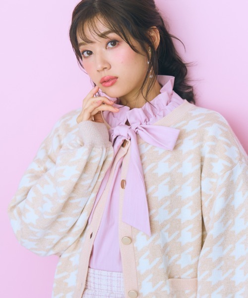 marun（マルン）の「＜大きいサイズ＞ ラメニット千鳥格子柄カーディガン marun（カーディガン/ボレロ・レディース・ピンク/グレー・5L/4L/3L/LL/L）」の3枚目の写真