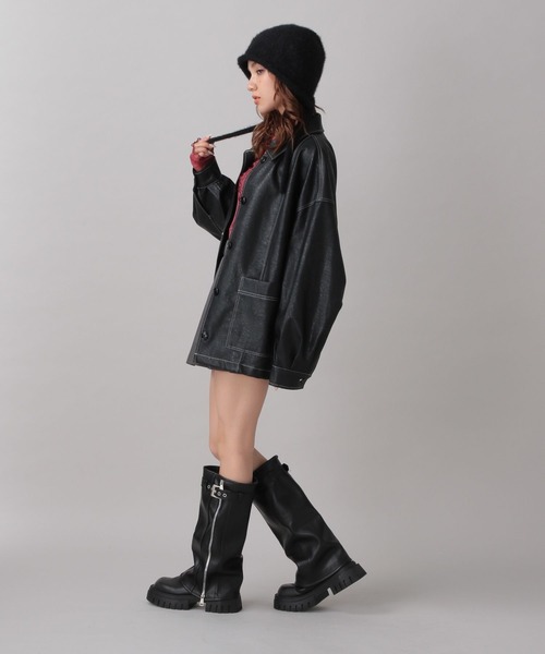 FOREVER 21（フォーエバー トゥエンティーワン）の「【2024FW】フェイクレザーカバーオール（ブルゾン・レディース・ブラック・FREE）」の4枚目の写真