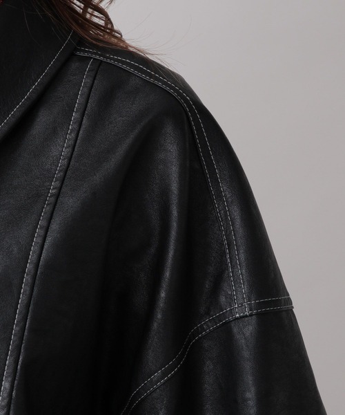 FOREVER 21（フォーエバー トゥエンティーワン）の「【2024FW】フェイクレザーカバーオール（ブルゾン・レディース・ブラック・FREE）」の12枚目の写真