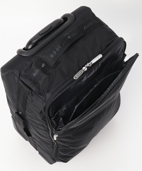 LeSportsac(レスポートサック)の「CARRY-ON ROLLER フレッシュブラック(スーツケース/キャリーバッグ・レディース・ブラック・FREE)」の14枚目の写真