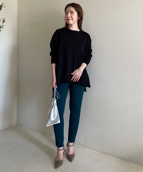 UNFILO(アンフィーロ)の「beauty warm スリムフィット ストレッチパンツ(その他パンツ・レディース・グレー系/パイングリーン系/カーキ系/ブラック系/ベージュ系・X-SMALL/SMALL/ST/MEDIUM/MT/LARGE/LT)」の11枚目の写真