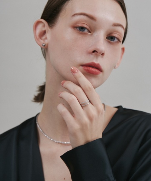 ciite' surgical stainless(シーテサージカルステンレス)の「【 金属アレルギー対応 】 ハーフエタニティ ビジューダブルリング サージカルステンレス(リング・レディース・シルバー/ゴールド/ピンクゴールド・13号/15号/11号/9号)」の7枚目の写真