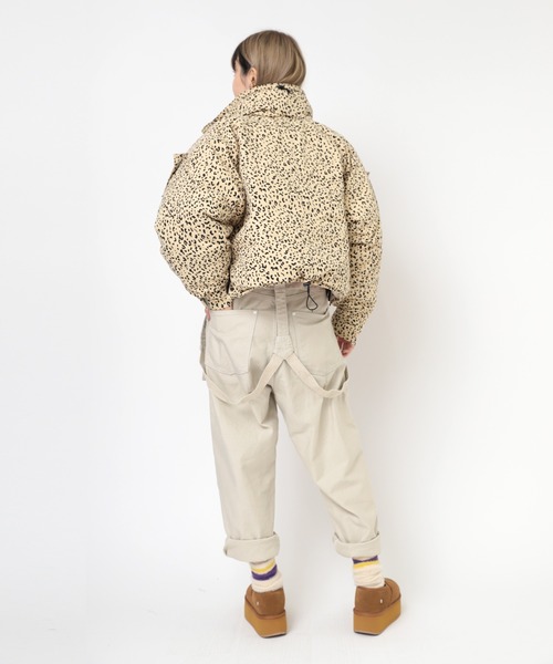 RNA（アールエヌエー）の「J2128 ボールパディングショートジャケット（ブルゾン・レディース・レオパード/ケミカルウォッシュ・MEDIUM）」の20枚目の写真
