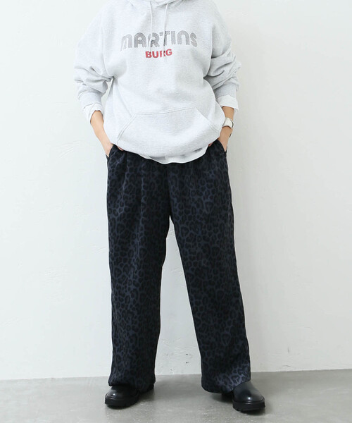 JOURNAL STANDARD LUXE(ジャーナルスタンダード ラックス)の「《追加》レオパードサテン イージーパンツ(その他パンツ・レディース・チャコールグレー/キャメル・FREE)」の4枚目の写真