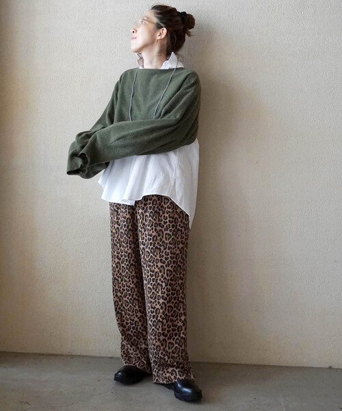 JOURNAL STANDARD LUXE(ジャーナルスタンダード ラックス)の「《追加》レオパードサテン イージーパンツ(その他パンツ・レディース・チャコールグレー/キャメル・FREE)」の8枚目の写真