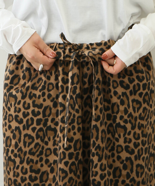 JOURNAL STANDARD LUXE(ジャーナルスタンダード ラックス)の「《追加》レオパードサテン イージーパンツ(その他パンツ・レディース・チャコールグレー/キャメル・FREE)」の22枚目の写真