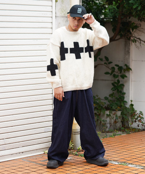 未使用　マクマホンニッティングミルズ Niche. LINE CROSS ニット 未使用 マクマホンニッティングミルズ Niche. LINE CROSS ニット