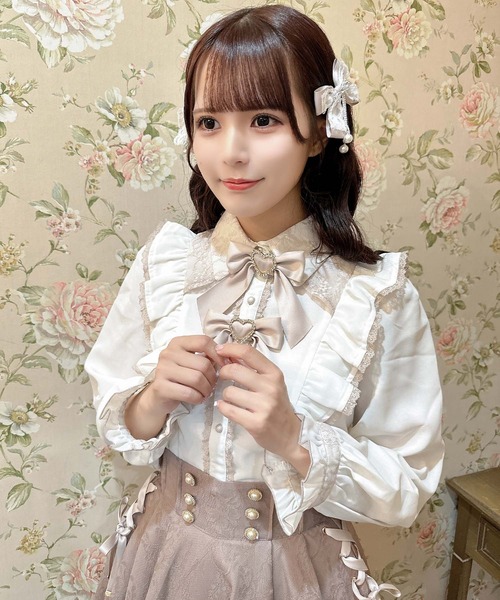 ROJITA（ロジータ）の「ダブルリボンラッフルフリル配色ブラウス