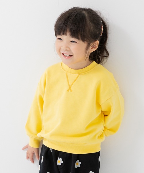 chil2（チルツー）の「ピグメント加工 裏毛トレーナー（スウェット・キッズ・ベージュ/ミント/ネイビー/ラベンダー/イエロー/ピンク/レッド/ブラック・100cm/110cm/120cm/130cm/140cm/150cm/160cm）」の6枚目の写真