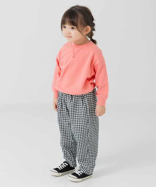 chil2（チルツー）の「ピグメント加工 裏毛トレーナー（スウェット・キッズ・ベージュ/ミント/ネイビー/ラベンダー/イエロー/ピンク/レッド/ブラック・100cm/110cm/120cm/130cm/140cm/150cm/160cm）」の20枚目の写真