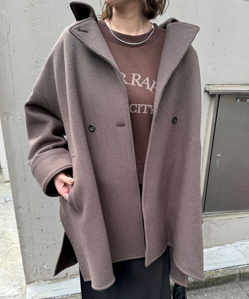 Jena espace merveilleux（ジェナ　エスパスメルヴェイユ）の「【WEB限定カラー:ネイビー】バック切替テントコート（その他アウター・レディース・ネイビー/ブラウン/ライトグレー・FREE）」の3枚目の写真