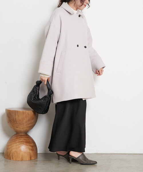 Jena espace merveilleux（ジェナ　エスパスメルヴェイユ）の「【WEB限定カラー:ネイビー】バック切替テントコート（その他アウター・レディース・ネイビー/ブラウン/ライトグレー・FREE）」の5枚目の写真