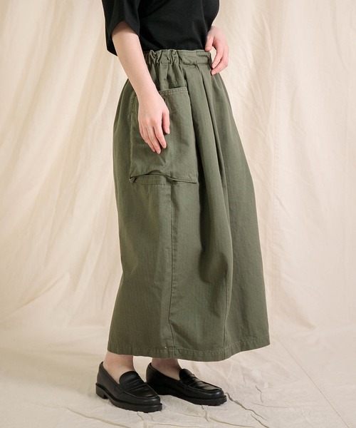 Brocante ブロカント／へリンボンブトンカーゴスカート／ベージュ Brocante / ブロカント] ヘリンボン ブトンカーゴスカート