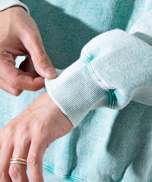 GLOSTER（グロスター）の「【GLOSTER/グロスター】ピグメント裏起毛 プルオーバー クルーネックスウェット（スウェット・メンズ・ブラック/ピンク/ブルー/グリーン・M/L/S）」の20枚目の写真