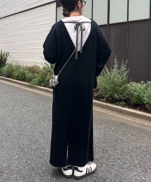 CIAOPANIC TYPY（チャオパニックティピー）の「２WAY深Vネックニットワンピース（ワンピース・レディース・ベージュ/ネイビー/ブラック・MEDIUM/LARGE）」の2枚目の写真