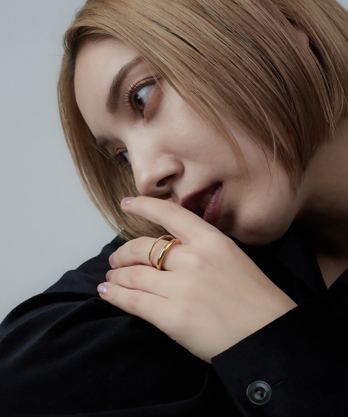 AKEL(アケル)の「【AKEL】アケル/ 2連リング/ 金属アレルギー対応リング(サージカルステンレス)(リング・レディース・ゴールド・#15/#13/#11)」の5枚目の写真