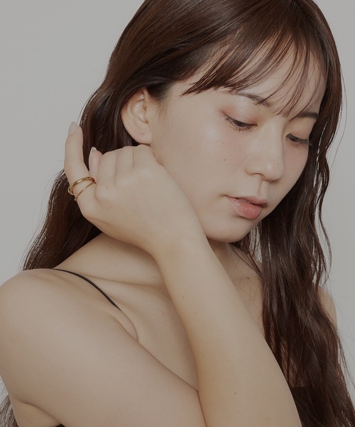 AKEL(アケル)の「【AKEL】アケル/ 2連リング/ 金属アレルギー対応リング(サージカルステンレス)(リング・レディース・ゴールド・#15/#13/#11)」の4枚目の写真